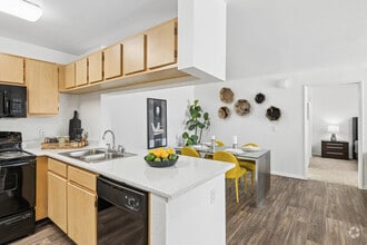 Interior Photo - Rio Santa Fe