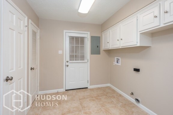 Building Photo - 14211 Lakewood Forest Dr