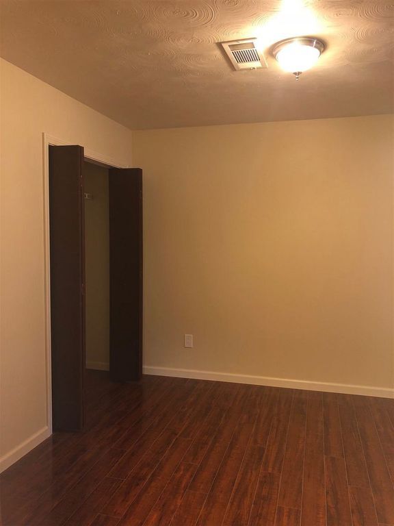 Building Photo - 7655 Chelsea Pl
