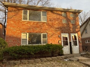 Building Photo - 1104 Ralph Ter