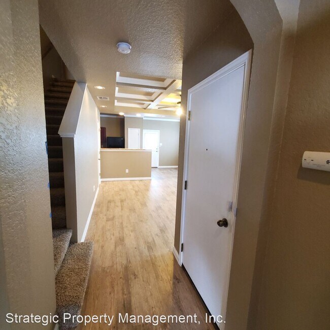 Building Photo - 3 br, 2.5 bath House - 6418 Aspen Hill