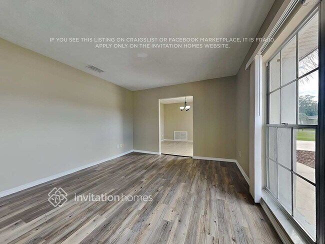 Building Photo - 203 Donatello Dr