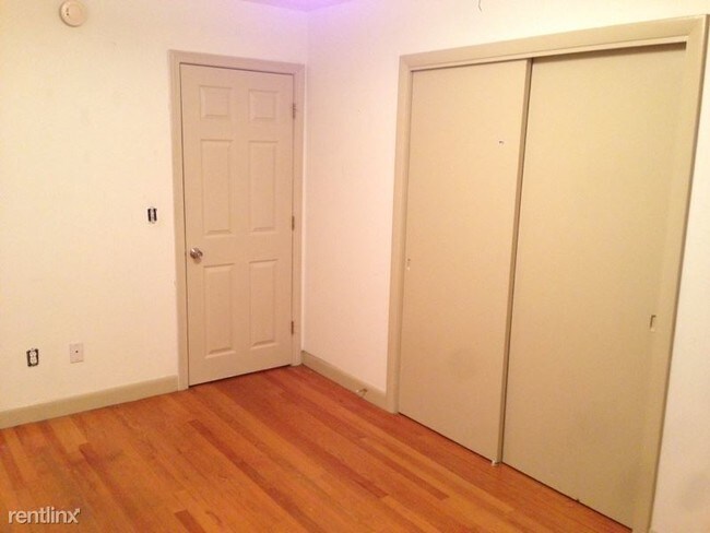 Building Photo - 3 br, 1.5 bath Apartment - 683 Calef Hwy