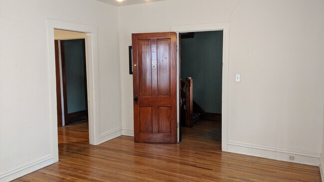 Foto del edificio - 3 bedroom home in Iowa City's Northside Ne...