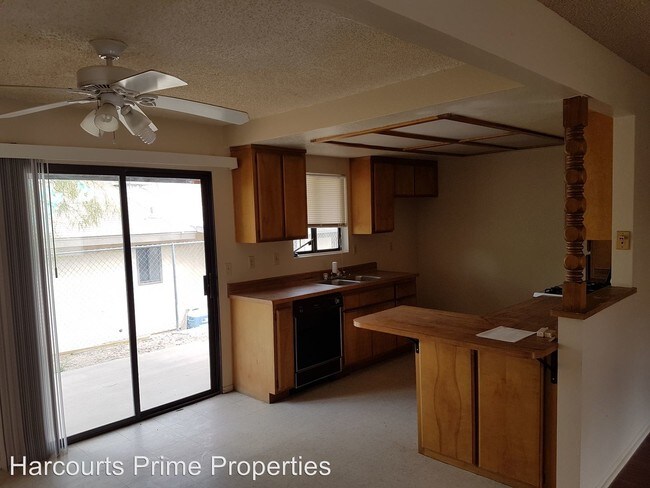 Building Photo - 73624 Sunnyvale Dr