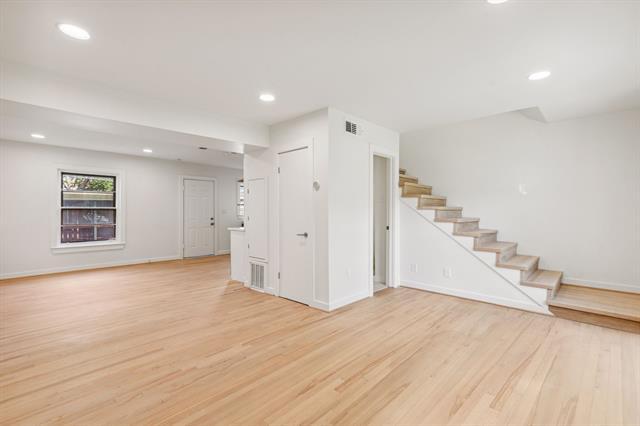 Building Photo - 6358 Bordeaux Ave