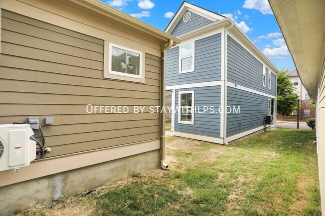 Building Photo - 162 Keel Ave
