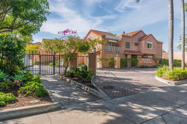 Building Photo - 4511 Emerald Way