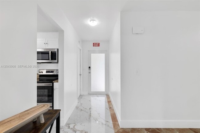 Foto del edificio - 1318 Bayport Ave