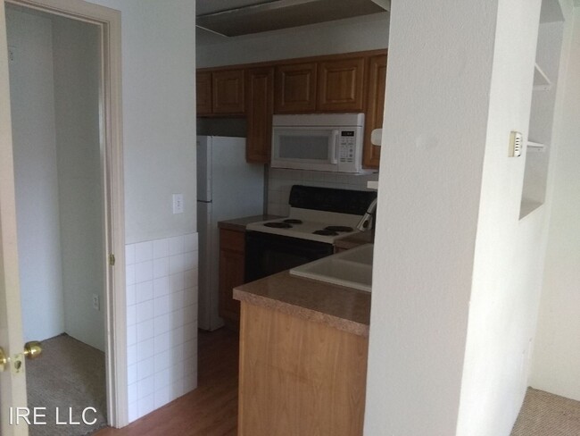Foto del edificio - 6810 E 2nd Ave