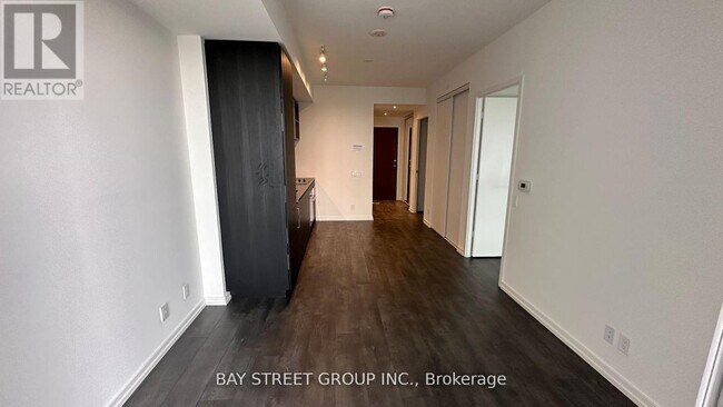 Building Photo - 1000 Portage Pkwy