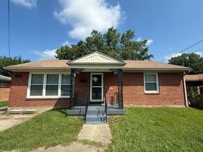 Building Photo - 1523 Anna Ln