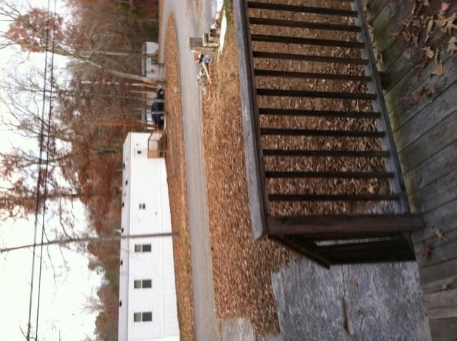 Building Photo - 365 Sherwood Forest Drive