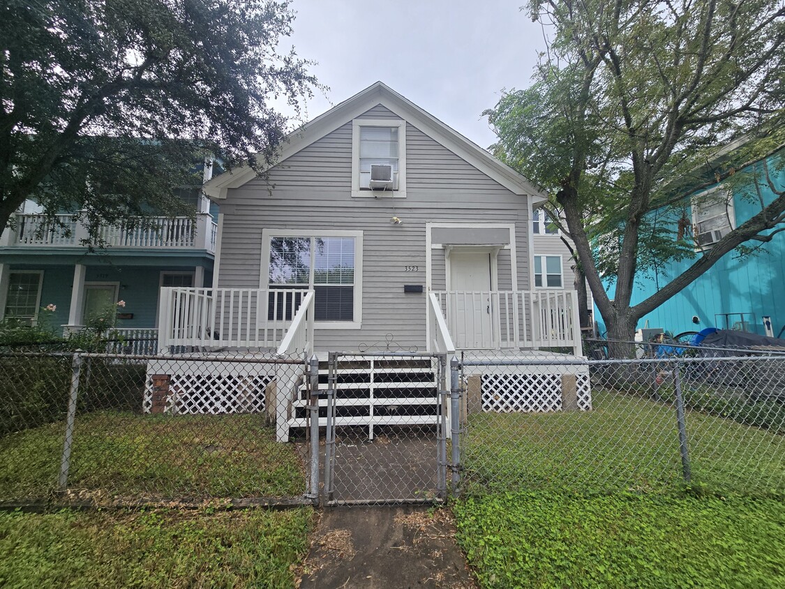 Photo - 3523 Winnie St (Galveston, TX)