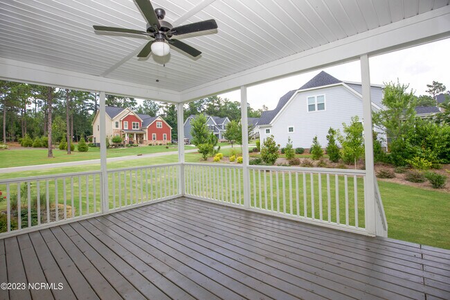 Building Photo - 115 Plantation Dr