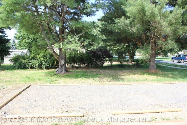 Building Photo - 3 br, 2 bath House - 600 17th Street