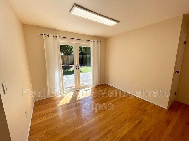 Foto del edificio - 10412 164th Ave NE