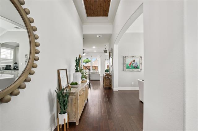 Building Photo - 4301 Overbrook Dr