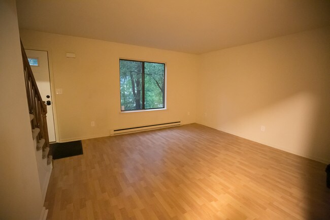 Building Photo - 20 Irving Pl