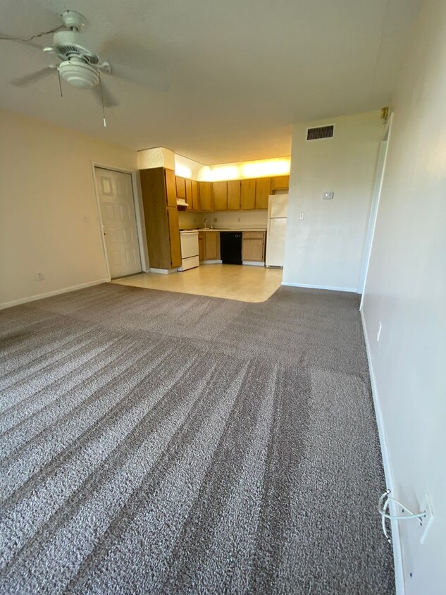 Primary Photo - Beautiful 1-Bedroom Condo in Gated East Or...