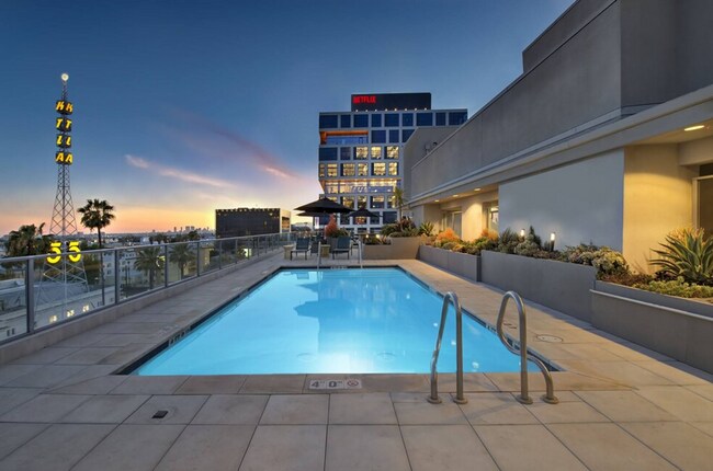Foto del edificio - The William on Sunset