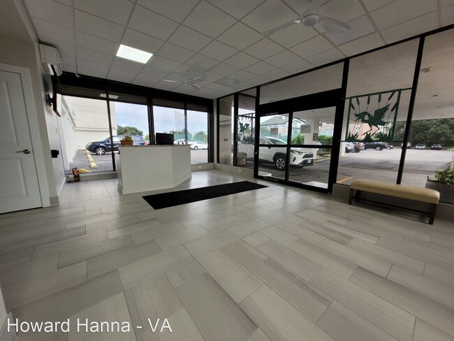 Foto del edificio - 2 br, 2 bath House - 3288 Page Avenue, #304