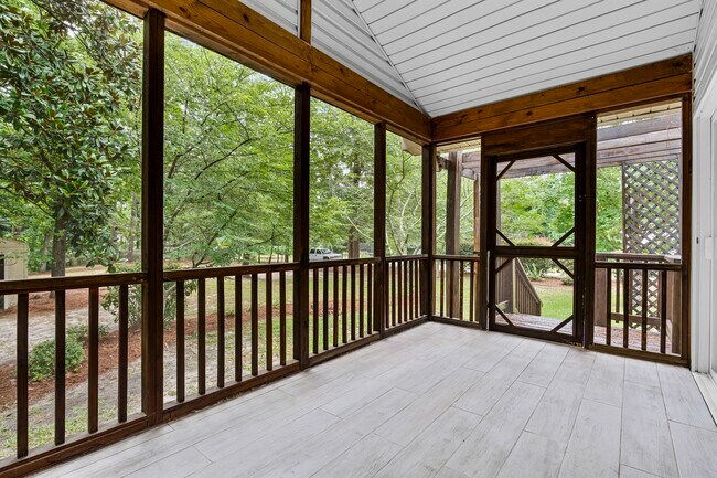 Building Photo - 5822 N Trenholm Rd