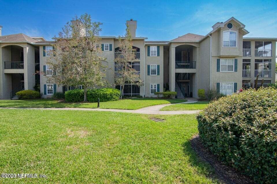 Primary Photo - 200 Ironwood Dr