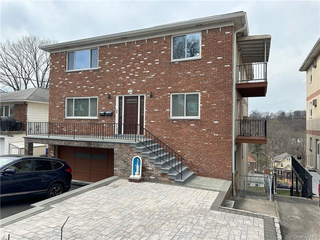 Foto principal - 181 Bennett Ave