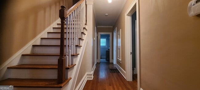 Building Photo - 865 Nottingham Dr