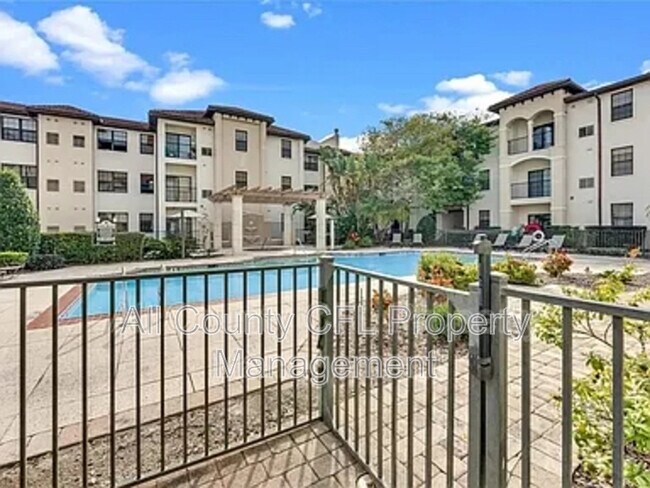 Foto del edificio - 5550 E Michigan St