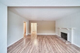 Building Photo - 3251 Honolulu Ave Building Photo - 3251 Honolulu Ave