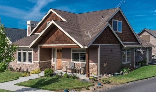 Building Photo - 3-Bedroom Home with RV Parking