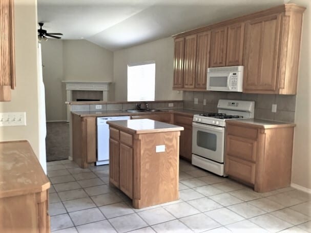 Foto del edificio - 8963 River Falls Dr