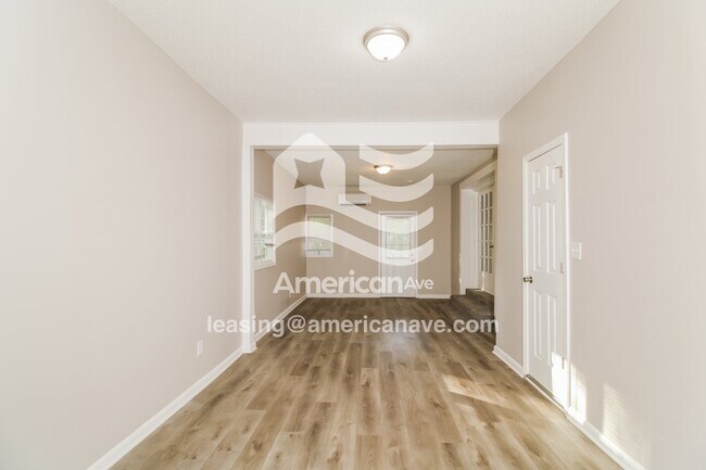 Foto del edificio - 200 Bob White Ave