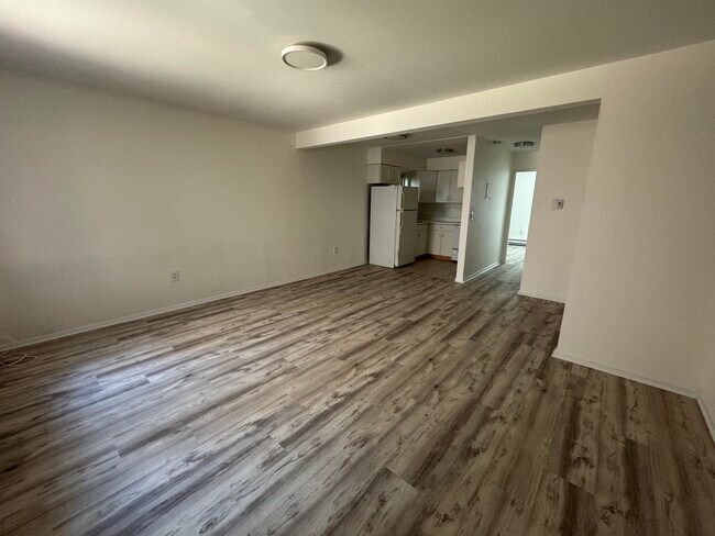 Building Photo - 81 70th St
