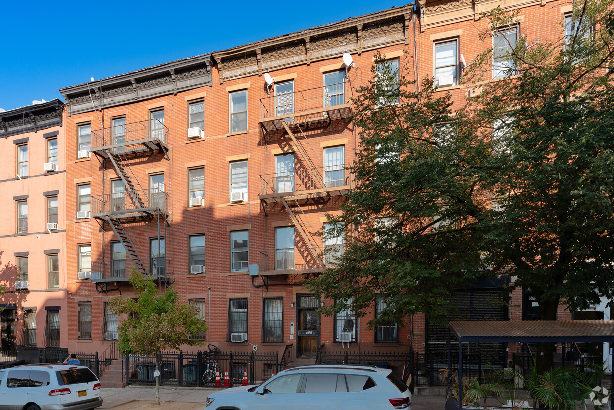 677 Classon Ave, Brooklyn, NY 11238 - Apartments in Brooklyn, NY ...