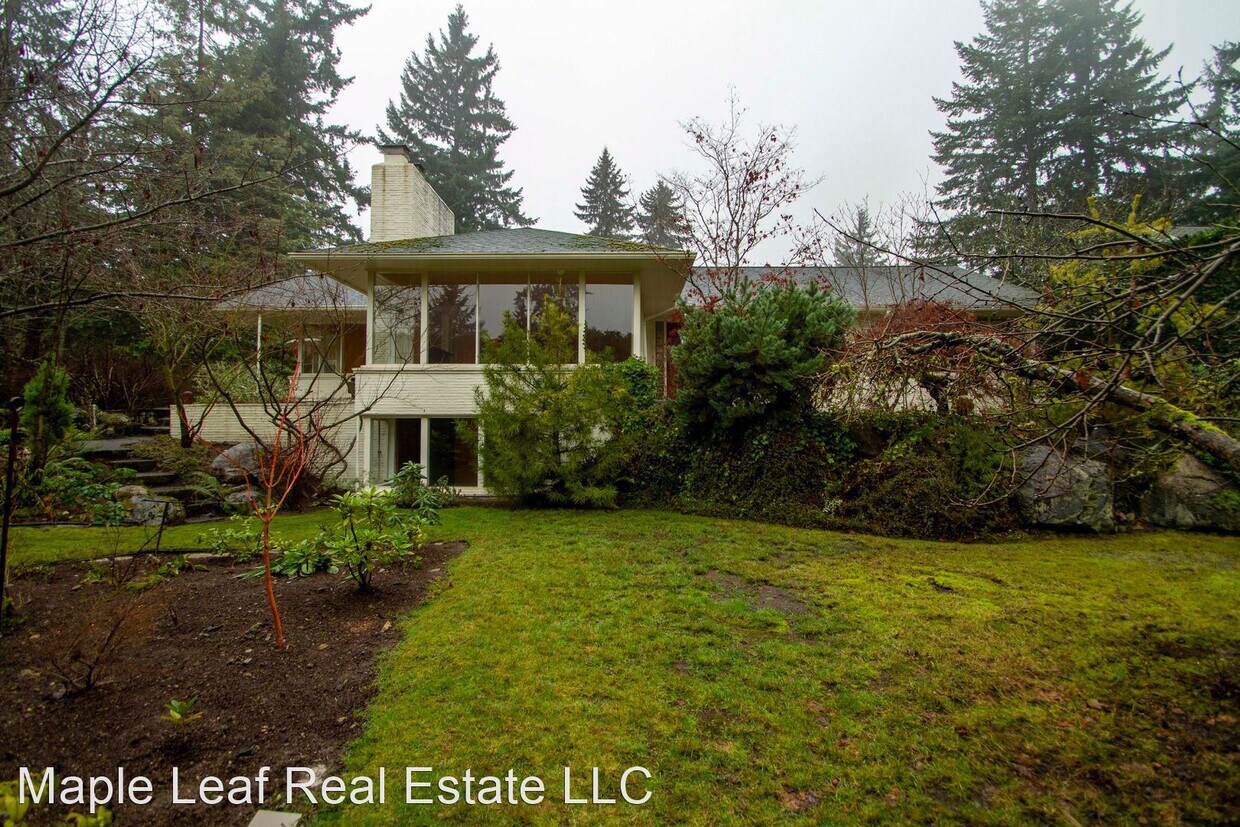 Primary Photo - 3 br, 2 bath House - 13925 Par Pl NE