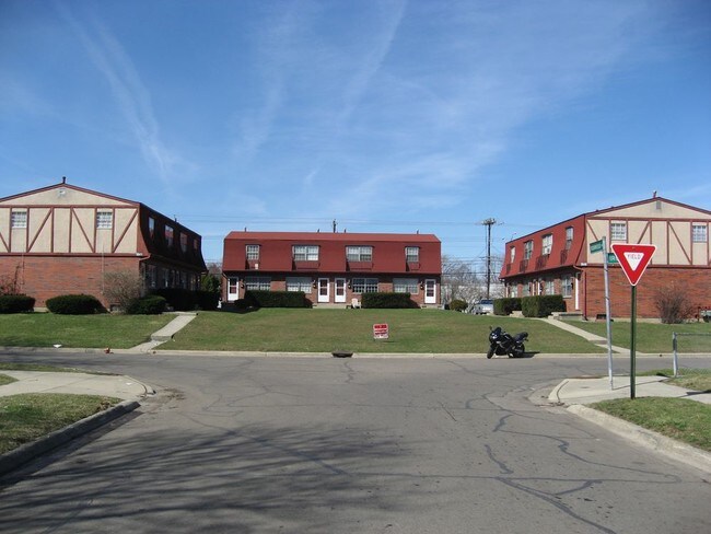 Foto del edificio - Ironwood Court Apartments