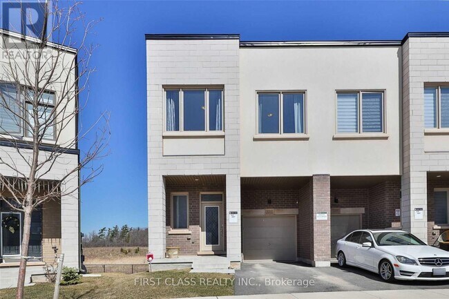 Building Photo - 3211 Mintwood Cir
