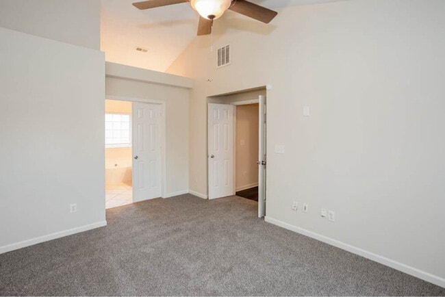 Foto del edificio - 5744 Heron Point Pl SW