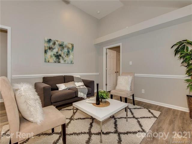 Foto del edificio - 162 N Smallwood Pl