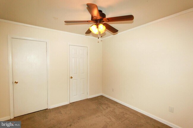 Building Photo - 28 Talcon Ct