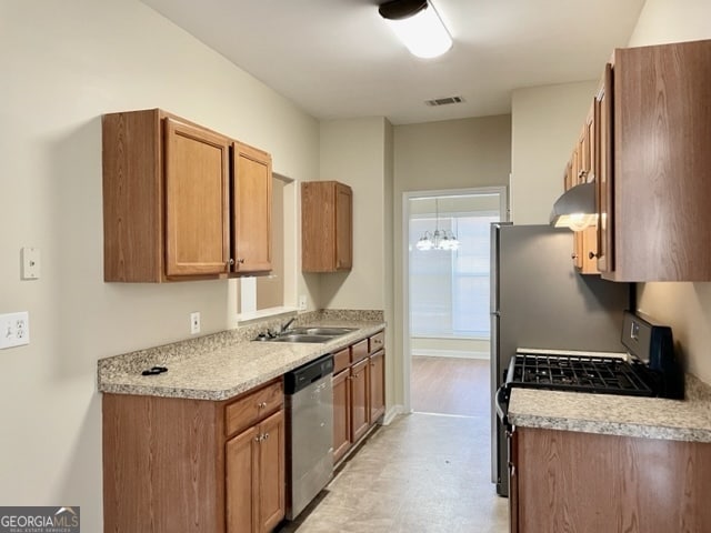 Building Photo - 4415 Granada Dr
