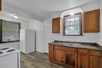 Building Photo - 1751-1753-1753 E Frankfort St