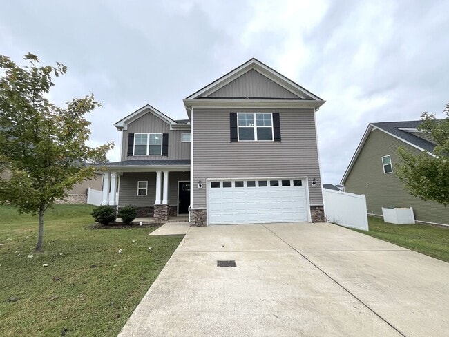 Foto del edificio - Huge home in Spring Hill!