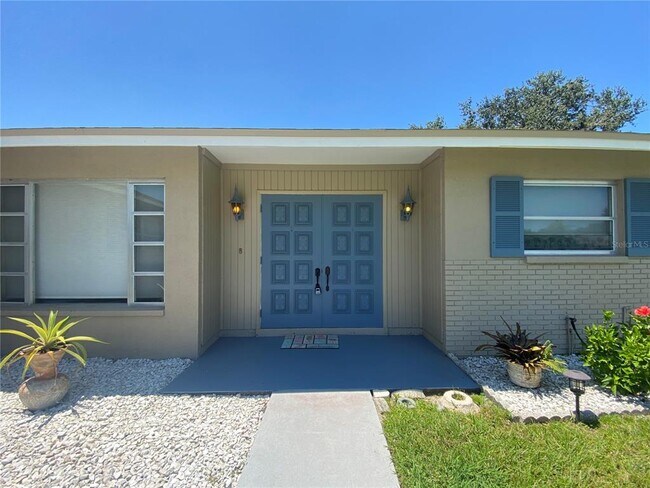 Foto del edificio - 832 S Gondola Dr