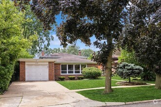 Building Photo - 1782 Richfield Ave
