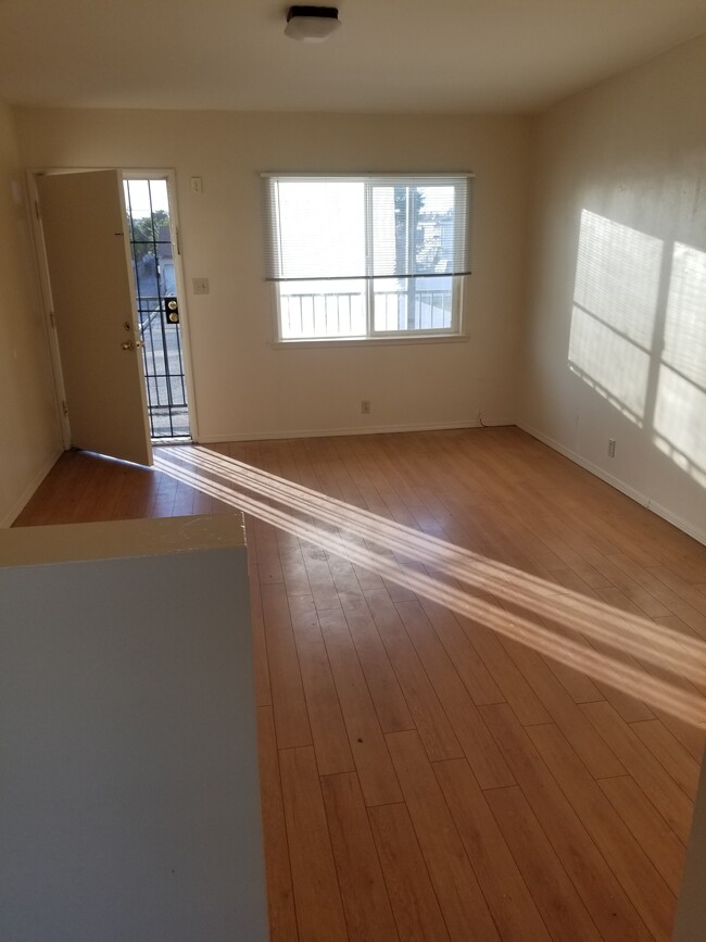 Foto del edificio - 1542 Prospect Ave