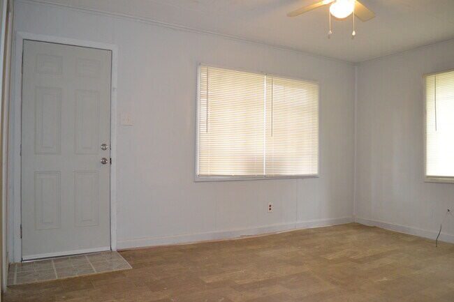 Building Photo - 123 Aunt Mary Ave